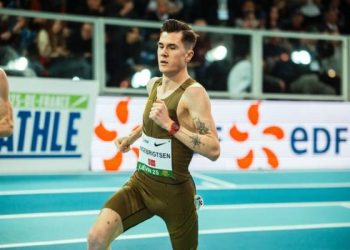 Two 2 short-track World records by Ingebrigtsen 3:45.14 & 3:29.63