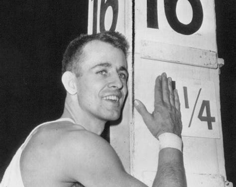 This Day in Track & Field, March 31, John Uelses clears 4.89m /16 feet (1962), edited by Walt Murphy