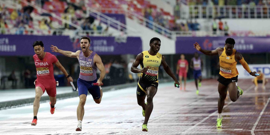 GB athletes compete in the rain in Guangzhou