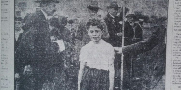 This Day in Track & Field, June 19, Paavo Nurmi sets 1,500m/5,000m WR in 50 minutes, Dylan Thomas wins Grammer School Mile (1928), by Walt Murphy )