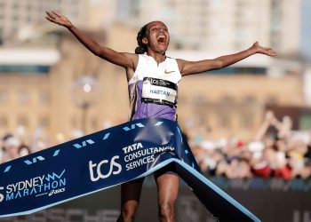 Hassan claims historic victory in TCS Sydney Marathon