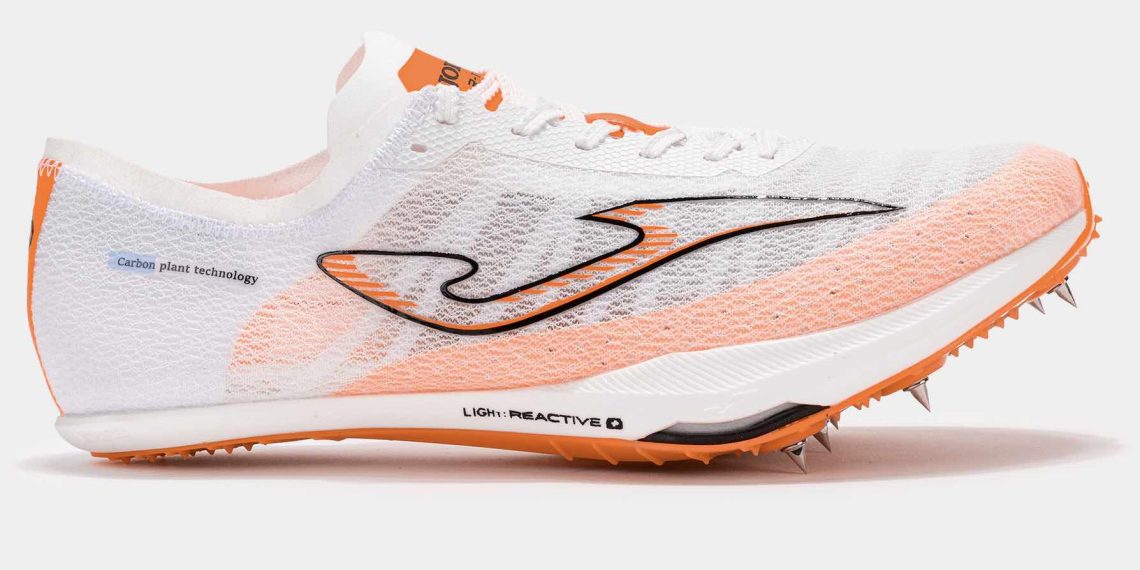 Joma accelerates on the track: launches the R-1100 with  carbon plate and adds Manuel Guijarro to its elite team