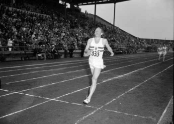 This Day in Track & Field, October 13, Chataway Upsets Kuts in 5,000m in White City (1955), In One of Greatest Races Ever!, written by Walt Murphy
