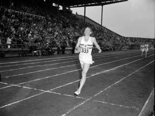 This Day in Track & Field, October 13, Chataway Upsets Kuts in 5,000m in White City (1955), In One of Greatest Races Ever!, written by Walt Murphy