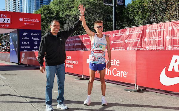 CoffeewithLarry, Episode 799, October 14, 2025, The Bank of America Chicago Marathon, two great elite races, 55,000 stories!