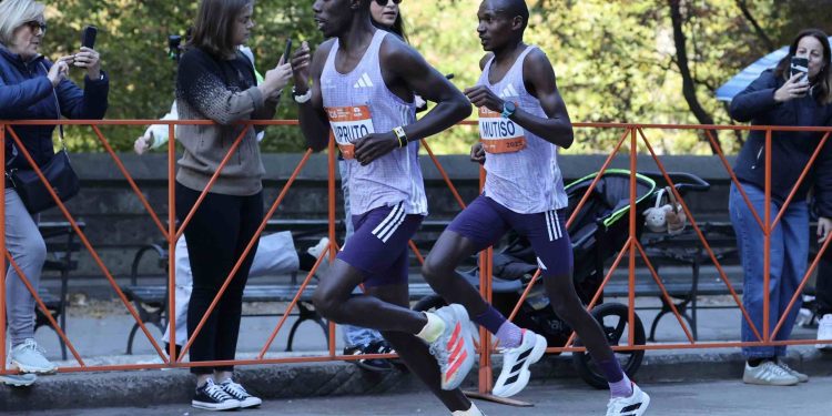 OBIRI, KIPRUTO TAKE TCS NYC MARATHON TITLES IN CLOSE FINISHES
