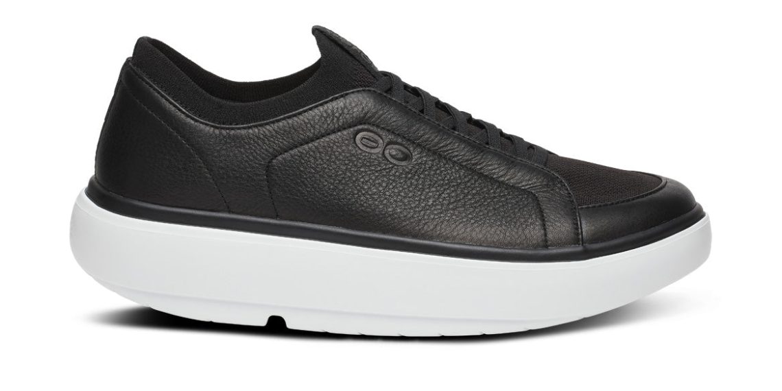#ForShoeGeeksOnly, OOFOS Club+, the all-day recovery shoe
