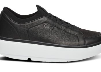 #ForShoeGeeksOnly, OOFOS Club+, the all-day recovery shoe