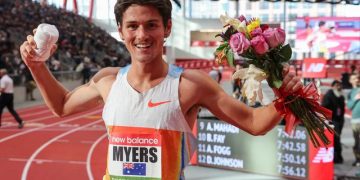Hoey takes Kipketer 800 m record, Kessler from Kenenisa at 2026 NB Indoor Grand Prix!