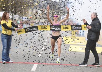 ADAC Marathon Hannover: Domenika Mayer runs European top time and smashes the course record